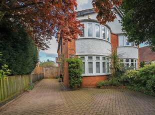 3 bedroom semi-detached house for sale in Kidmore Road, Caversham, Reading, RG4