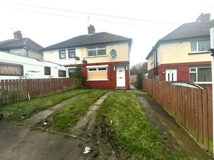 3 bedroom semi-detached house for sale in Malham Avenue, Bradford, BD9