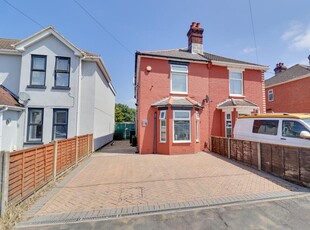 3 bedroom semi-detached house for sale in Newtown Road, Southampton, SO19