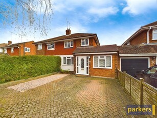 3 bedroom semi-detached house for sale in Nightingale Road, Woodley, Reading, Berkshire, RG5