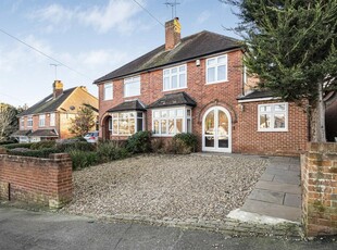3 bedroom semi-detached house for sale in Oakley Road, Caversham Heights, Reading, RG4