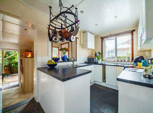 3 bedroom semi-detached house for sale in Palm Road, Southampton, Hampshire, SO16
