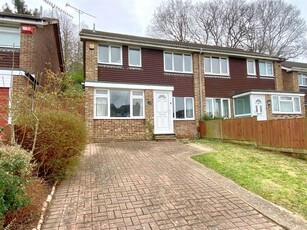 3 bedroom semi-detached house for sale in Pine View Close, Bursledon, Southampton, SO31