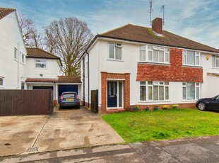 3 bedroom semi-detached house for sale in Repton Road, Earley, Reading, RG6