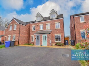 3 bedroom semi-detached house for sale in Robert Knox Way, Hartshill, Stoke-On-Trent, ST4