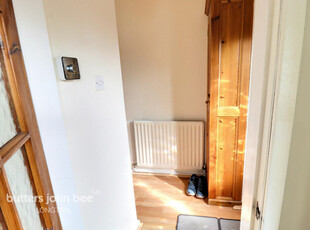 3 bedroom semi-detached house for sale in Souldern Way, Stoke-On-Trent, ST3