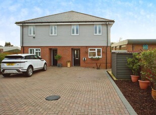 3 bedroom semi-detached house for sale in South East Road, Southampton, SO19