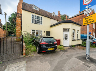 3 bedroom semi-detached house for sale in Southampton Street, Reading, Berkshire, RG1