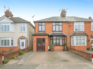 3 bedroom semi-detached house for sale in St. Leonards Road, Ipswich, IP3