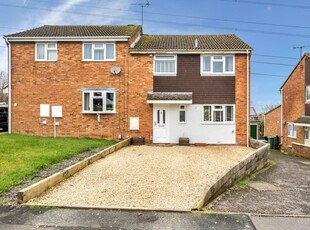 3 bedroom semi-detached house for sale in Swindon, Wiltshire, SN25