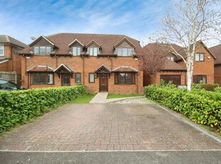 3 bedroom semi-detached house for sale in The Ridgeway, Woodley, Reading, RG5
