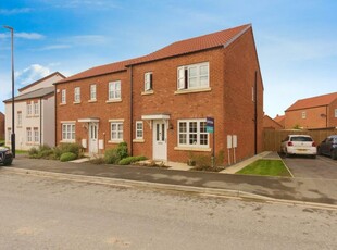 3 bedroom semi-detached house for sale in Thornton Road, York, YO19