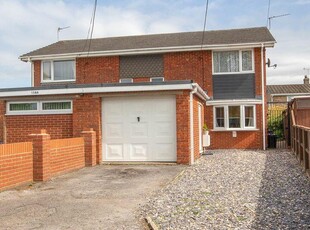 3 bedroom semi-detached house for sale in Totton, SO40