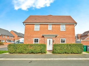 3 bedroom semi-detached house for sale in Trent Way, Mickleover, Derby, DE3