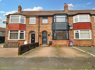 3 bedroom semi-detached house for sale in Ulverston Road, Hull, HU4