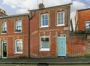 3 bedroom semi-detached house for sale in Western Road, Winchester, SO22