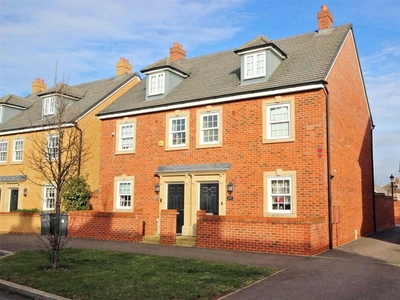 3 bedroom semi-detached house for sale in Wilkinson Road, Kempston, Bedford, Bedfordshire, MK42