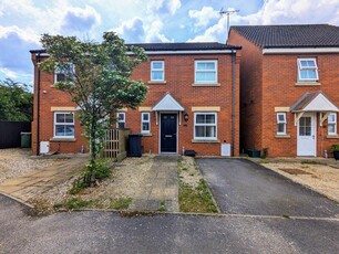 3 bedroom semi-detached house for sale in Windfall Way, Longlevens, Gloucester, GL2