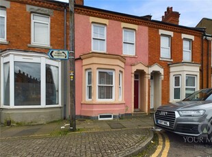 3 bedroom terraced house for sale in Adnitt Road, Abington, Northampton, NN1