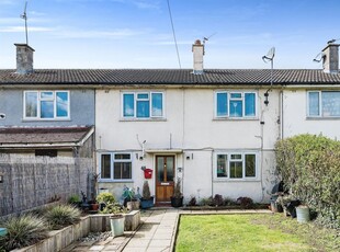 3 bedroom terraced house for sale in Barns Road, Oxford, OX4