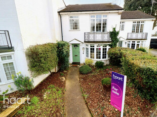 3 bedroom terraced house for sale in Bowthorpe Close, Ipswich, IP1