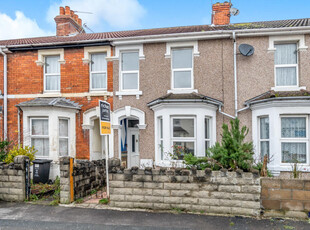 3 bedroom terraced house for sale in Broad Street, Town Centre, Swindon, Wiltshire, SN1