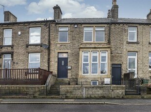 3 bedroom terraced house for sale in Caldercliffe Road, Berry Brow, Huddersfield, HD4