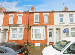 3 bedroom terraced house for sale in Cedar Road, Northampton, NN1