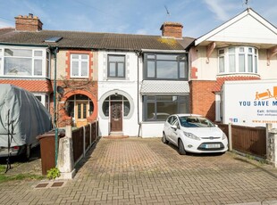 3 bedroom terraced house for sale in Chatsworth Avenue, Portsmouth, Hampshire, PO6