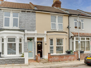 3 bedroom terraced house for sale in Collins Road, Southsea, PO4