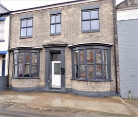 3 bedroom terraced house for sale in De Grey Street, Hull, HU5 2RY, HU5