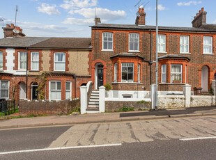3 bedroom terraced house for sale in Folly Lane, St. Albans, AL3