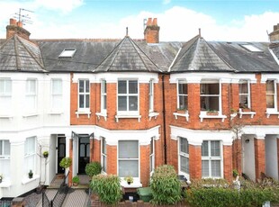 3 bedroom terraced house for sale in Glenferrie Road, St. Albans, Hertfordshire, AL1