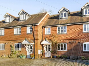 3 bedroom terraced house for sale in Horsham Road, Shalford, Guildford, Surrey, GU4