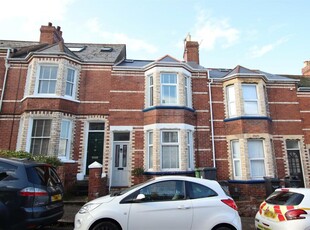 3 bedroom terraced house for sale in Kings Road, Exeter, EX4