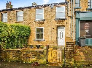 3 bedroom terraced house for sale in Luck Lane, Marsh, Huddersfield, West Yorkshire, HD3