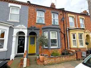 3 bedroom terraced house for sale in Lutterworth Road, Abington, Northampton, NN1