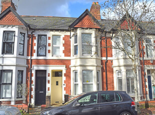 3 bedroom terraced house for sale in New Zealand Road, Heath/Gabalfa, Cardiff, CF14