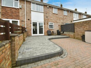 3 bedroom terraced house for sale in Newtondale, Sutton Park, Hull, HU7