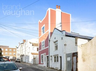 3 bedroom terraced house for sale in St Marks Street, Brighton, East Sussex, BN2