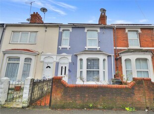 3 bedroom terraced house for sale in Station Road, Town Centre, Swindon, SN1