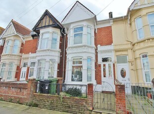 3 bedroom terraced house for sale in Wadham Road, North End, PO2