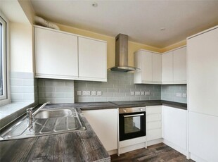 3 bedroom terraced house for sale in Whitley Wood Road, Reading, RG2