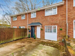 3 bedroom terraced house for sale in Widgeon Close, Southampton, SO16