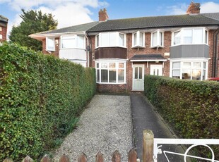 3 bedroom terraced house for sale in Woodlands Road, Hull, HU5
