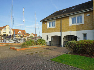 3 bedroom town house for sale in Port Solent, Portsmouth, PO6