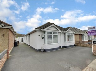 4 bedroom bungalow for sale in Homefield Road, Portsmouth, PO6