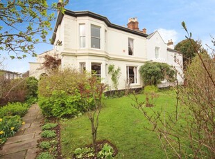 4 bedroom character property for sale in Willes Road, Leamington Spa, CV31