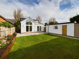 4 bedroom detached bungalow for sale in Greensway, Curzon Park, CH4