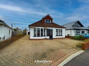 4 bedroom detached bungalow for sale in Heol Nest, Rhiwbina, Cardiff, CF14